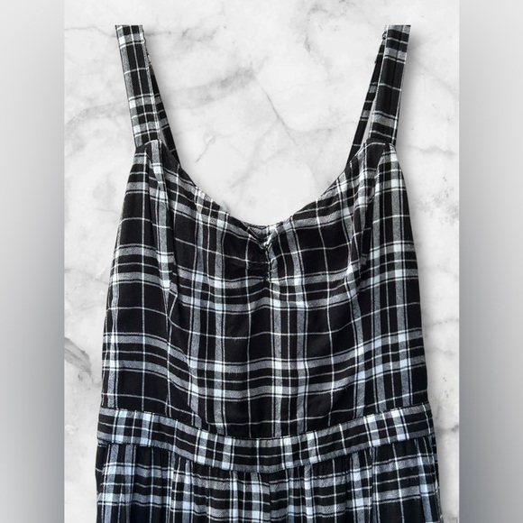 Hollister Jumpsuit Jumper Romper Size S - Picture 3 of 13